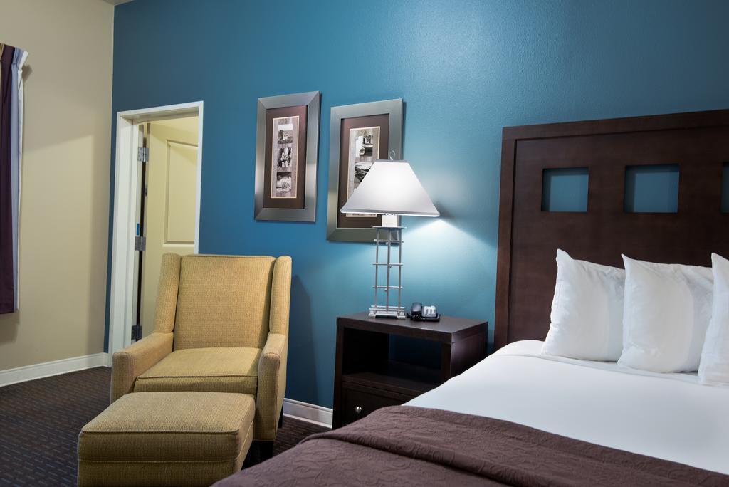 Oxford Hotel 3*