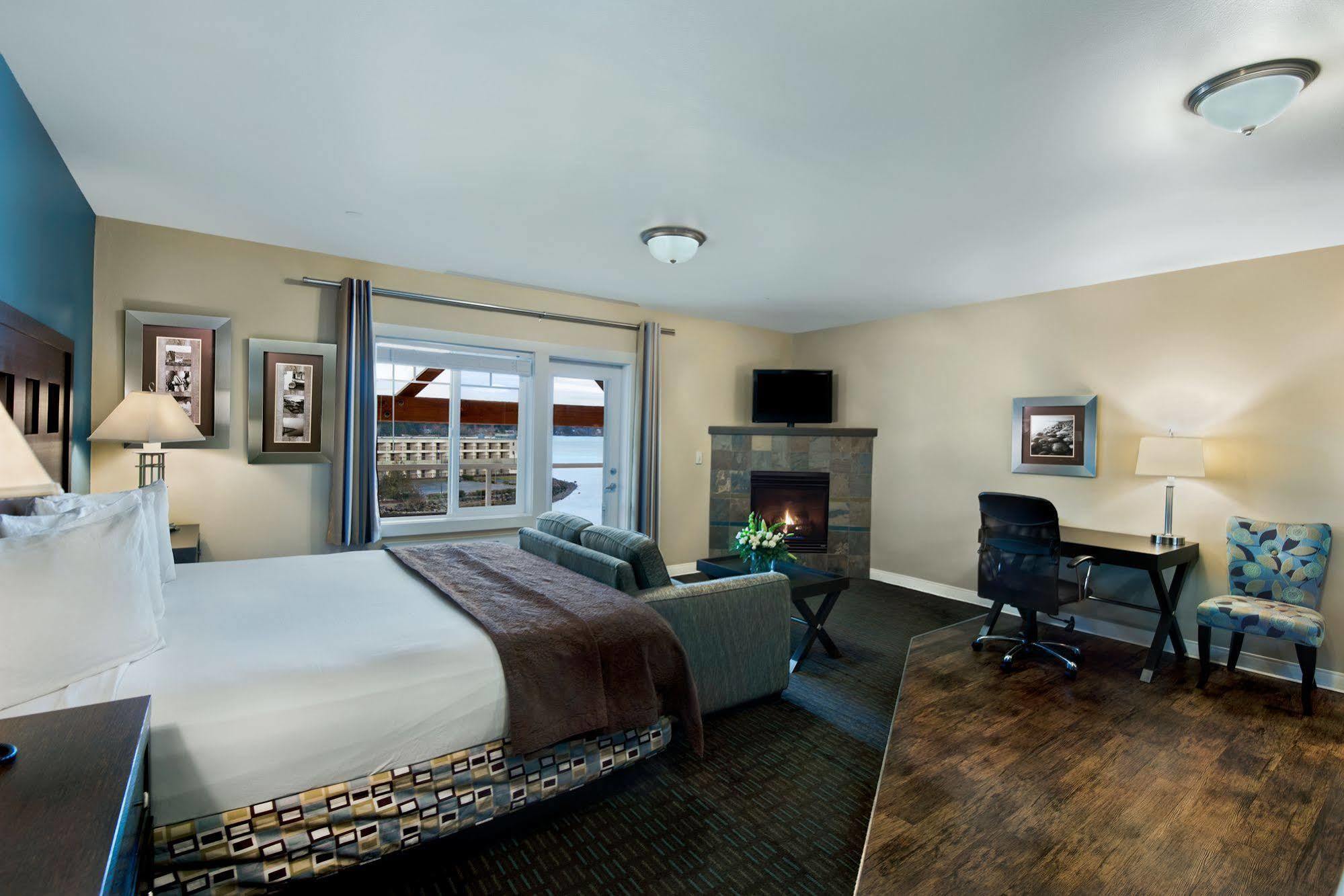 Oxford Hotel Silverdale